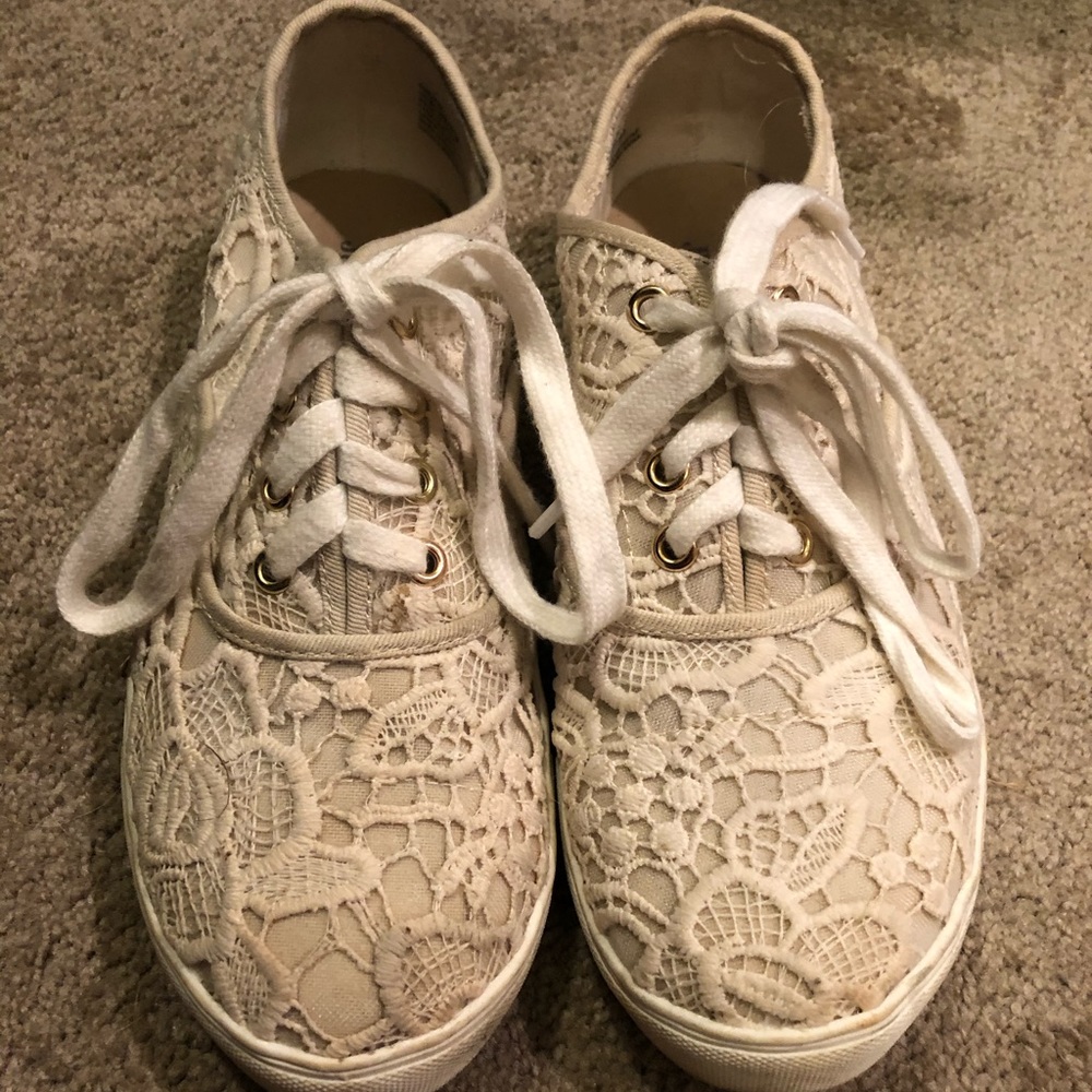 Lace Tennis Shoes
